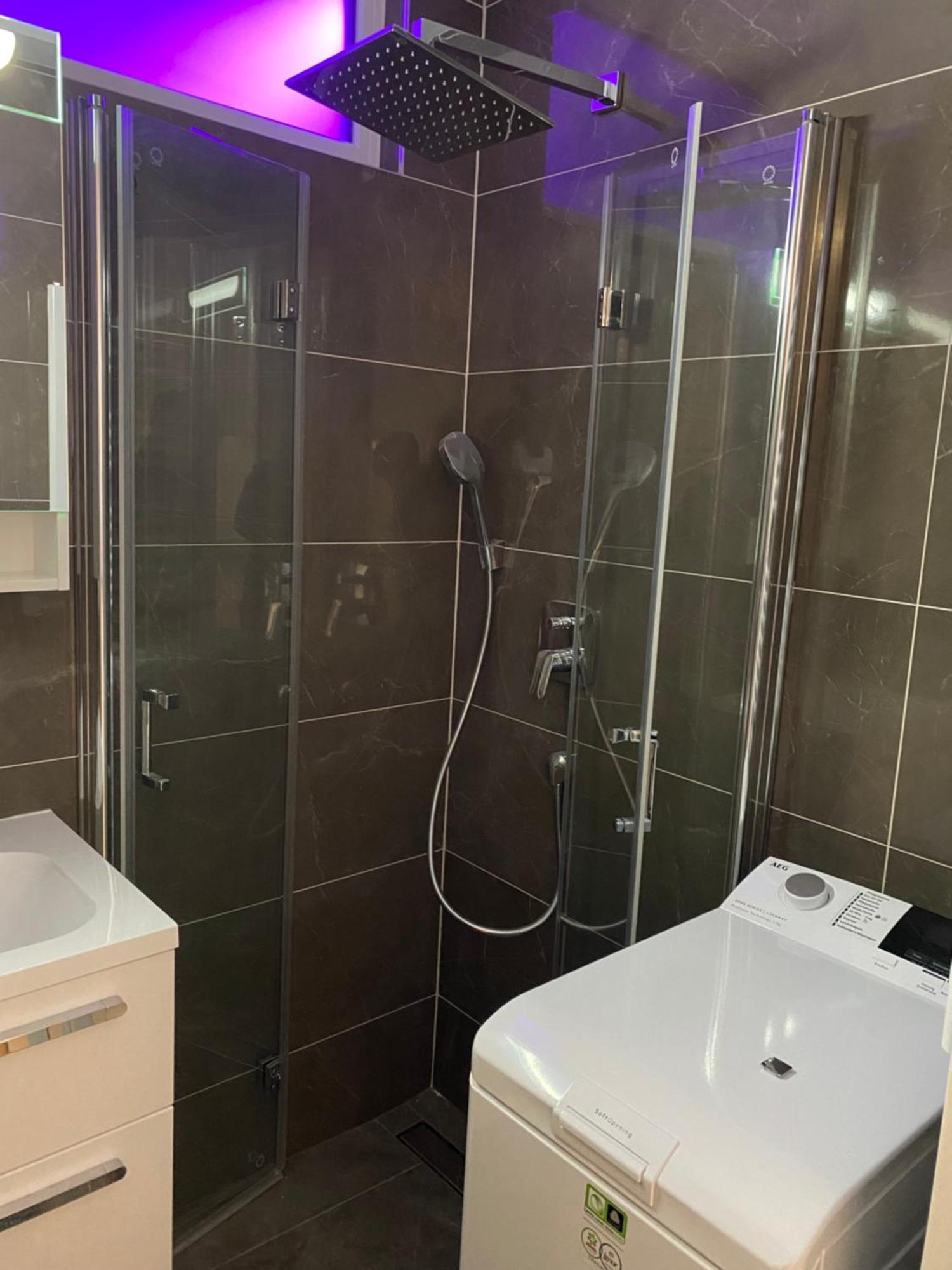 Neicapartmentlandskron 1010 Виена Екстериор снимка
