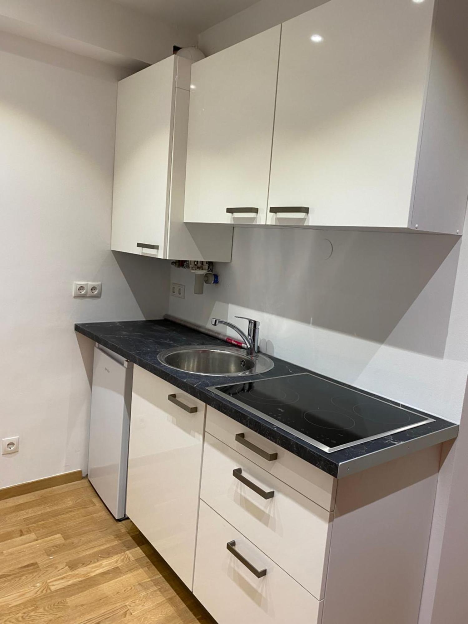 Neicapartmentlandskron 1010 Виена Екстериор снимка